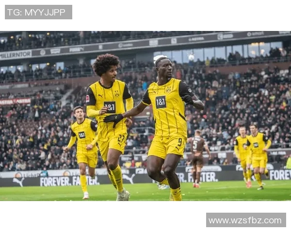 西甲激战：多特蒙德与热刺平局补时进球震撼全场引发历史冷门