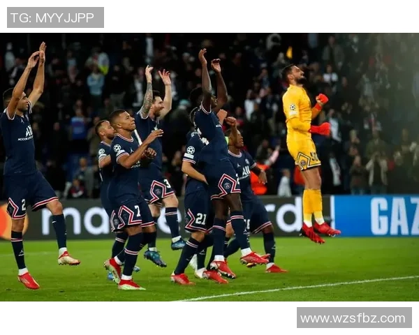 意甲激战：尤文图斯大胜巴黎圣日耳曼红牌事件引发全场热议与数据分析